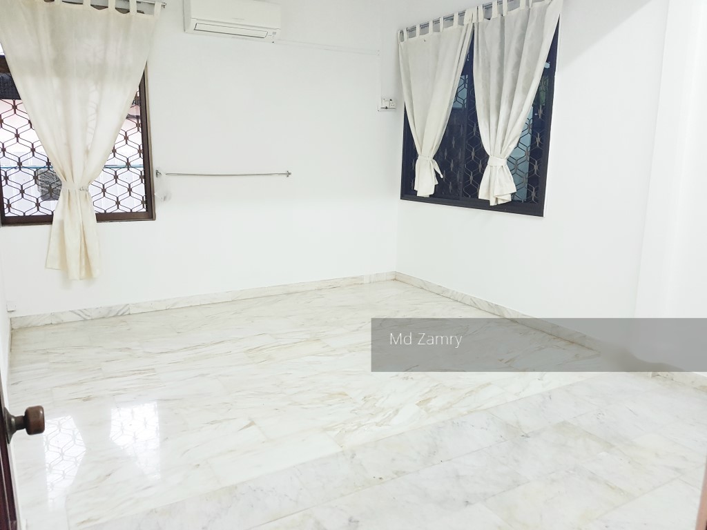 Jalan Chempaka Puteh (D16), Semi-Detached #146976552
